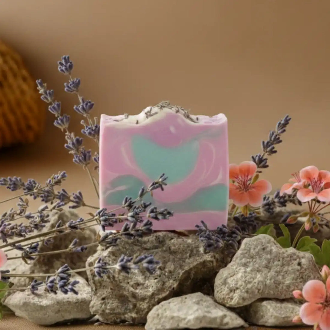 Floral Serenity – Lavender, Geranium & Shea Butter